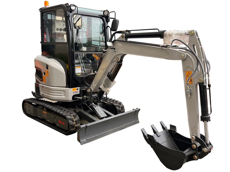 LandHero 2.5T Excavator